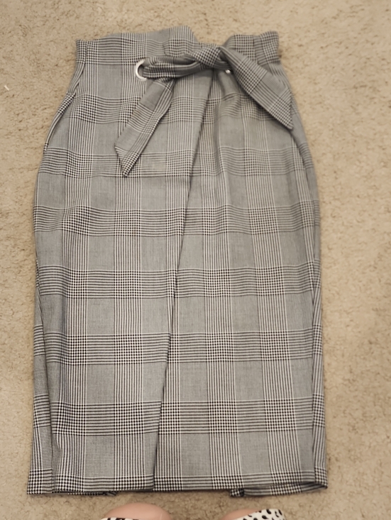 H&M Dresses & Skirts - H&M Gray Plaid Paperbag Waist Pencil Skirt with Tie
